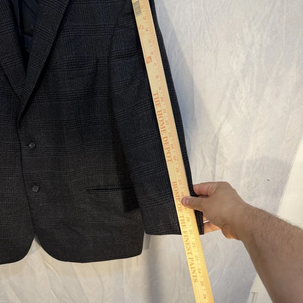 Joseph & Feiss 2 Button 100% Lambswool Blazer Sport Coat 46‎ Plaid Gray